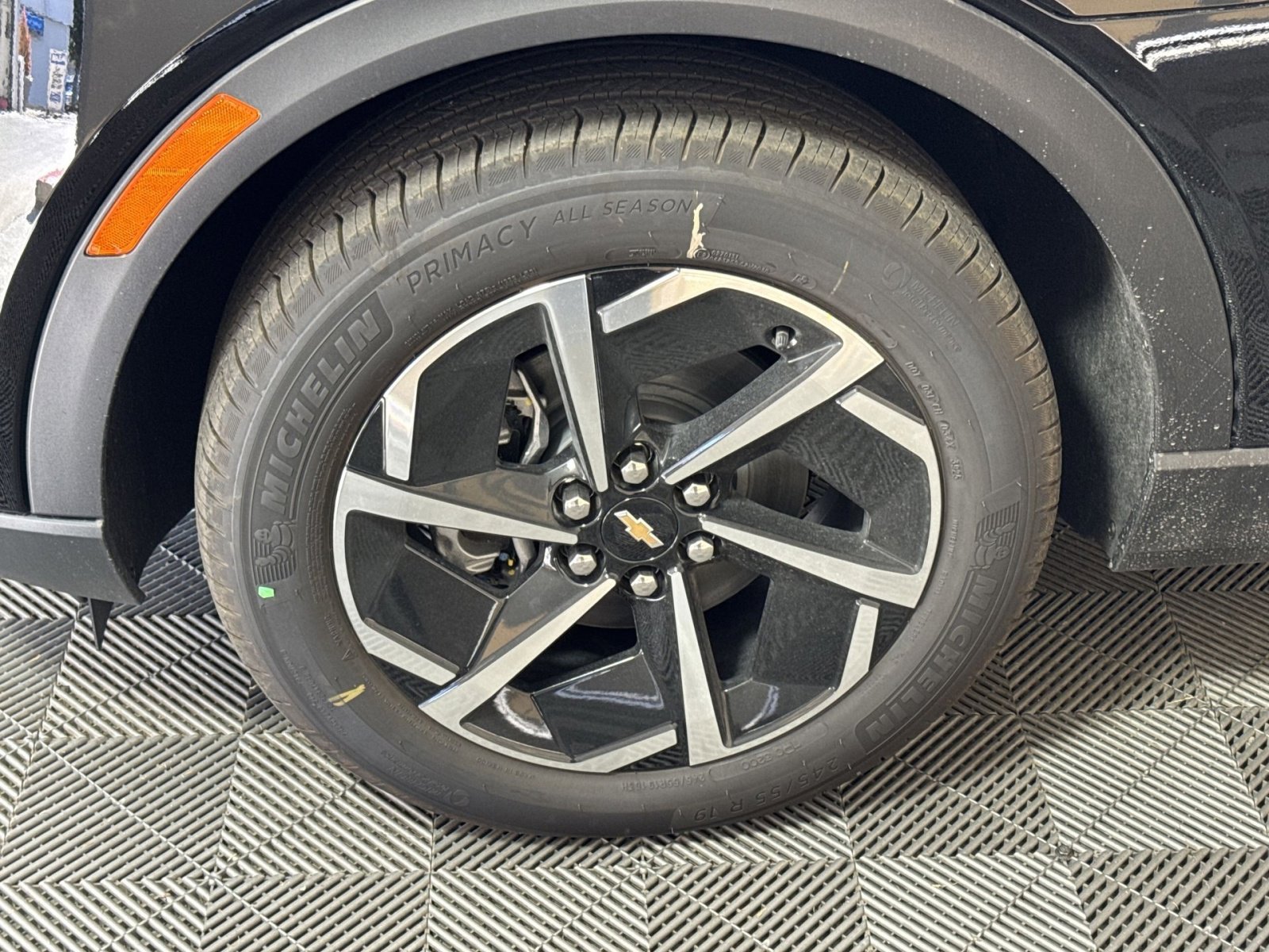 New 2026 Chevrolet Equinox EV LT image 12