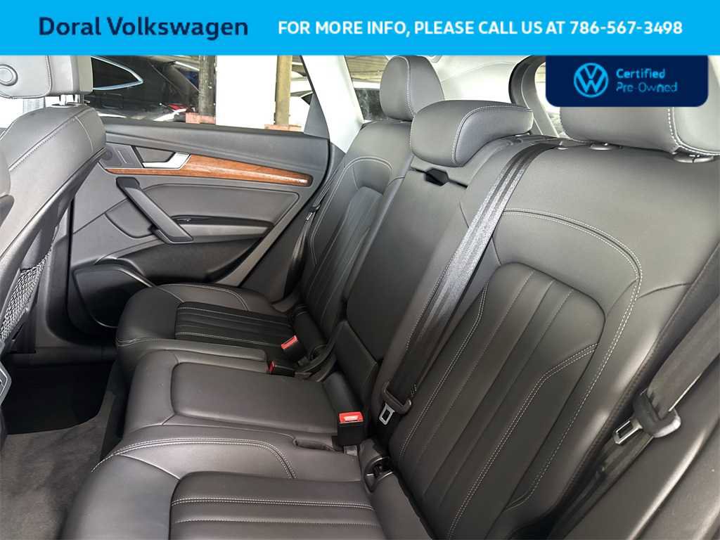 Used 2023 Audi Q5 2.0T Premium w/ Convenience Package image 22