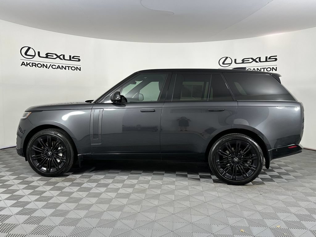 Used 2024 Land Rover Range Rover SE AWD/4WD image 10
