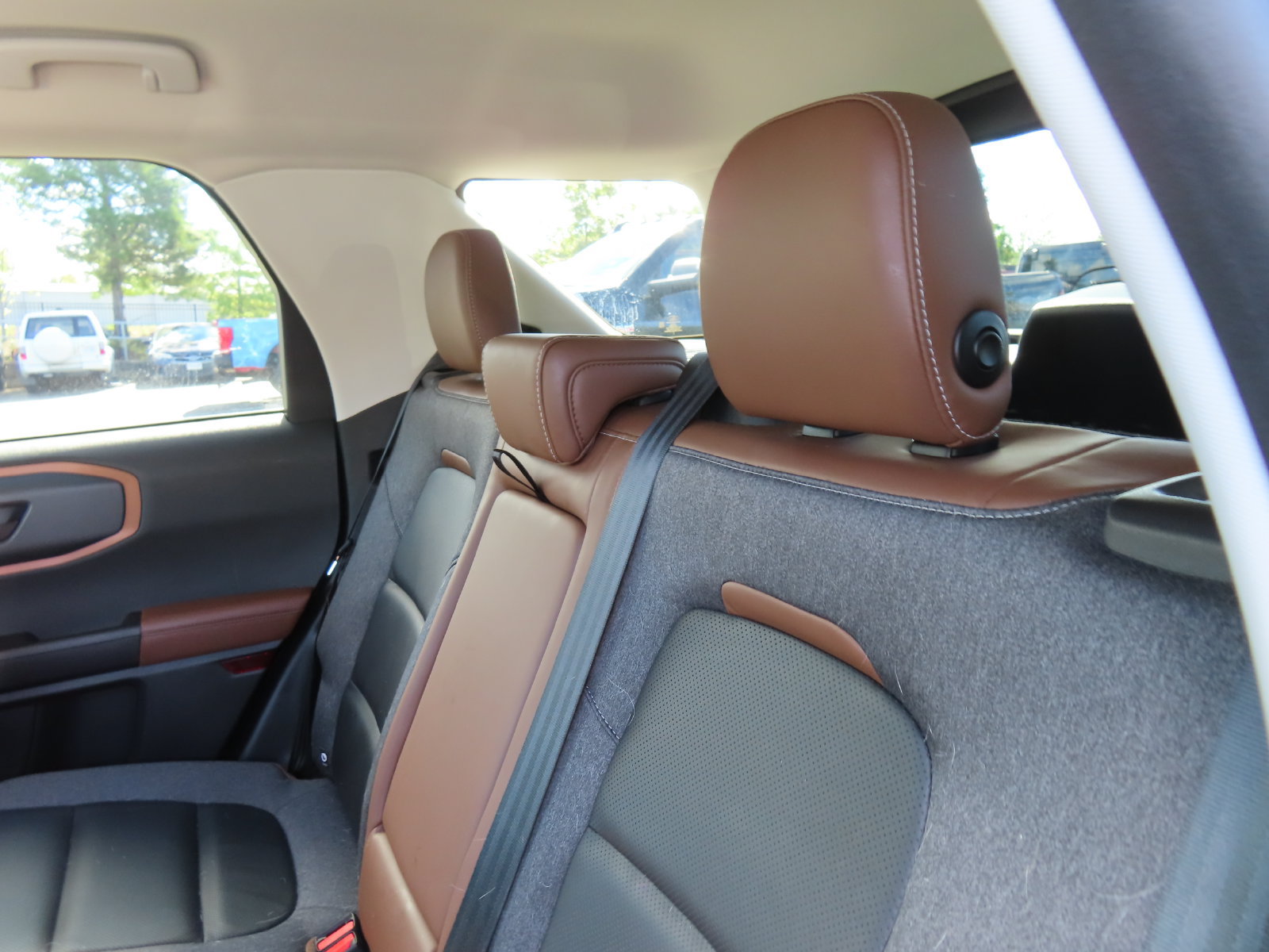 Used 2021 Ford Bronco Sport Outer Banks w/ Outer Banks Package (96D) AWD/4WD image 29