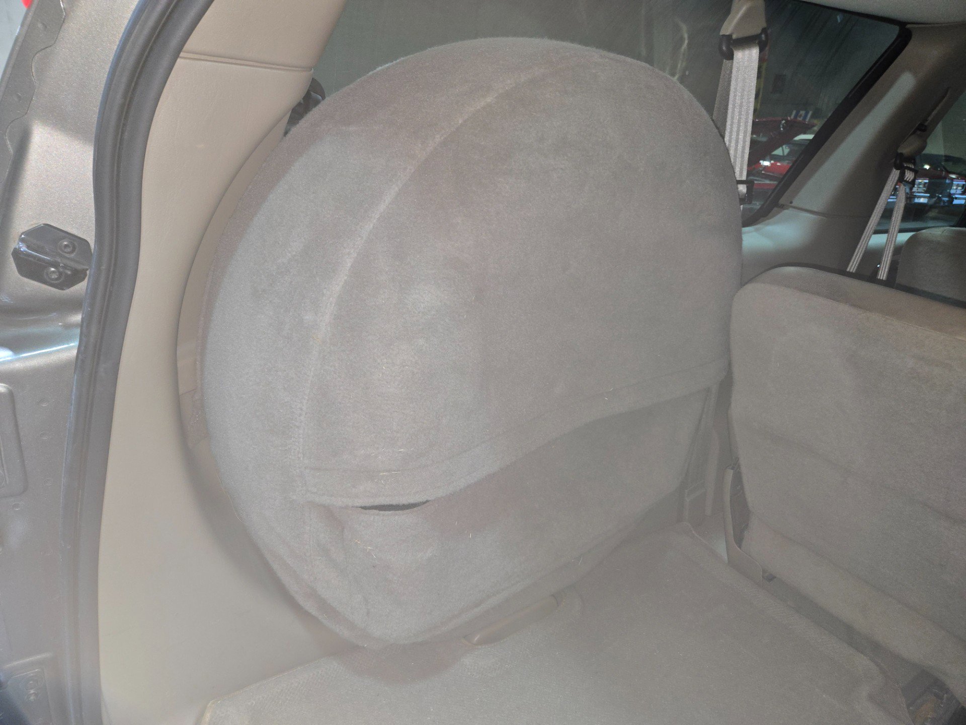 Used 2005 Ford Excursion Limited image 85