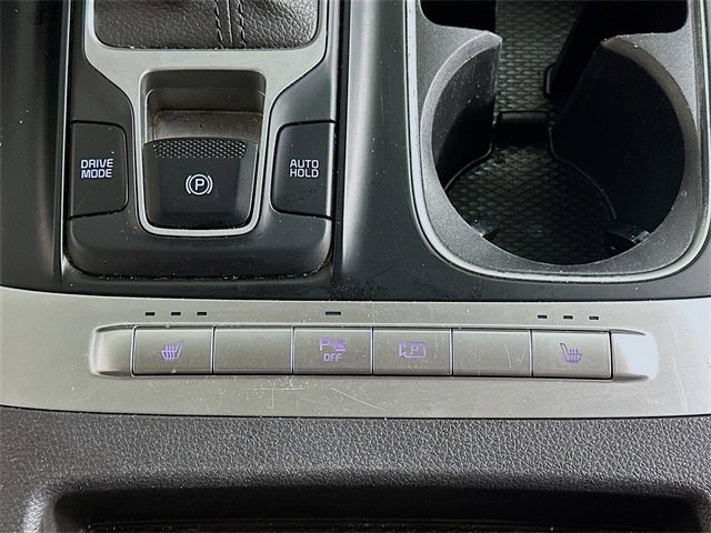 Used 2024 Kia Carnival LX image 20