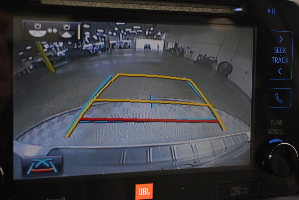 Used 2017 Toyota Sienna Limited Premium image 30