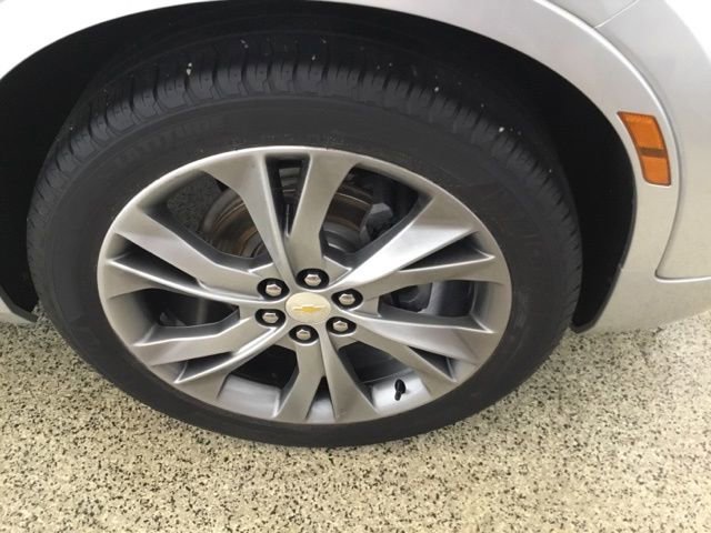 Used 2019 Chevrolet Blazer Premier w/ Sun and Wheels Package image 24