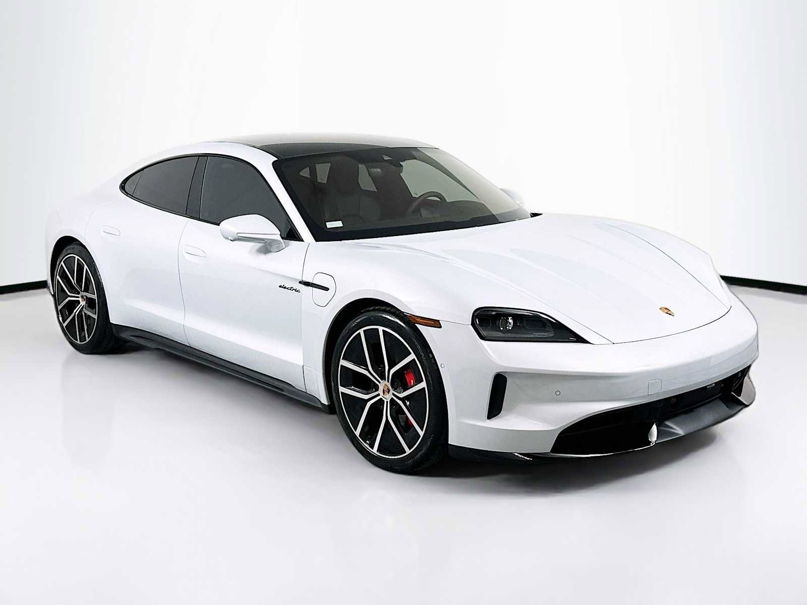 New 2026 Porsche Taycan GTS image 7