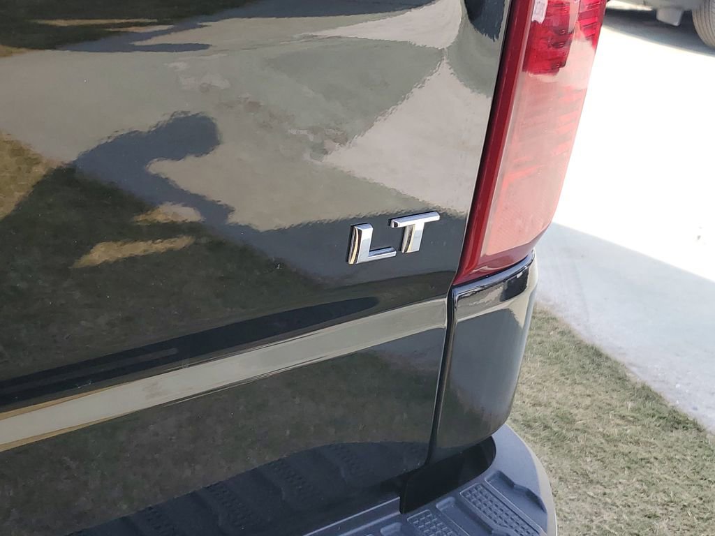 Used 2025 Chevrolet Silverado 1500 LT image 8