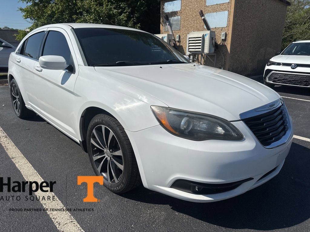 Used 2014 Chrysler 200 Touring w/ 200 S Group FWD image 7