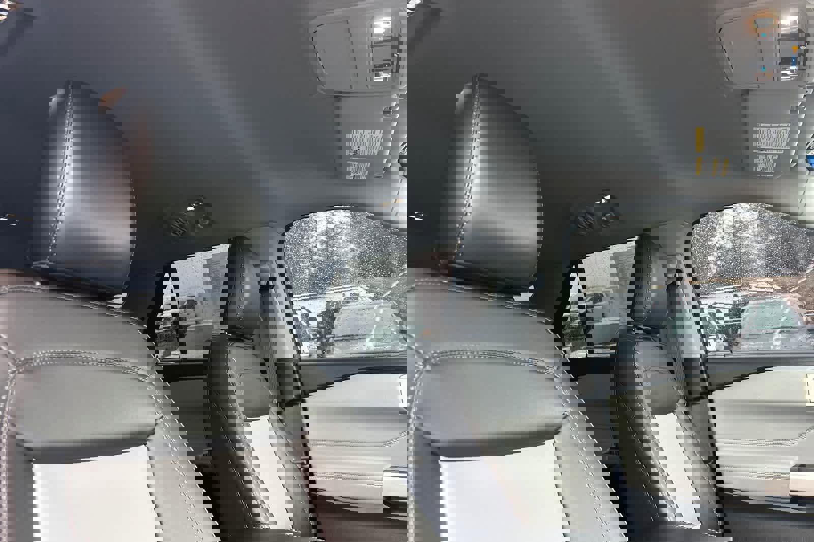 Used 2023 Ford Explorer XLT w/ Equipment Group 202A image 19