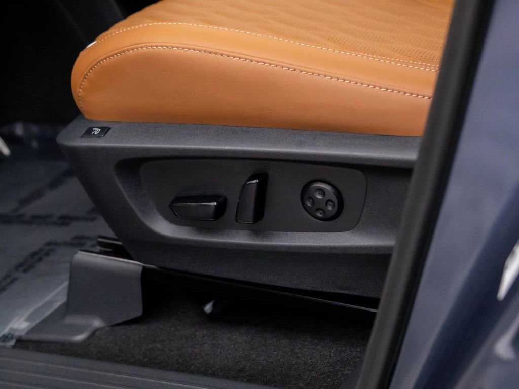 New 2026 INFINITI QX60 Autograph w/ Dark Cargo Package AWD/4WD image 14