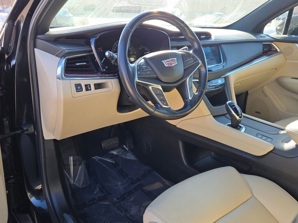 Used 2019 Cadillac XT5 Luxury image 23