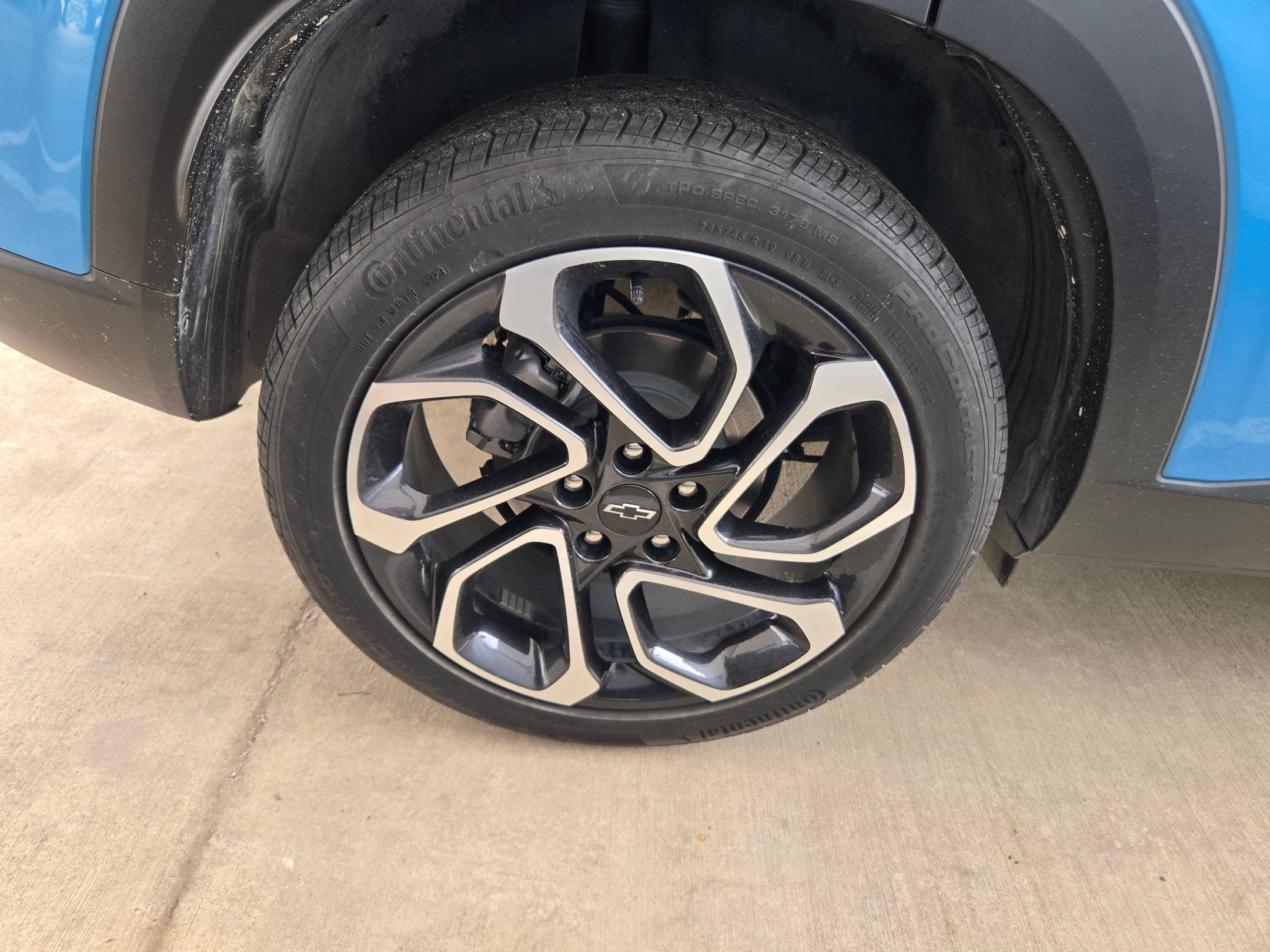 Certified 2025 Chevrolet Trax RS w/ Driver Confidence Package FWD image 10