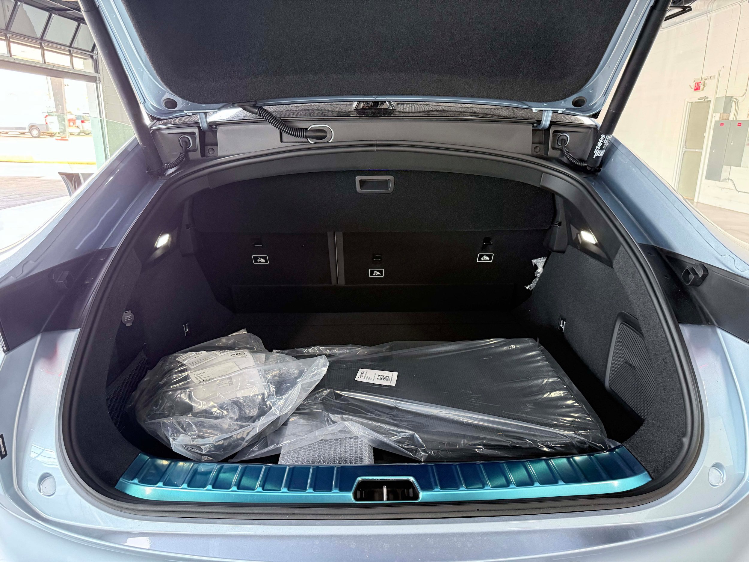 New 2026 Polestar Polestar 4 AWD/4WD image 27