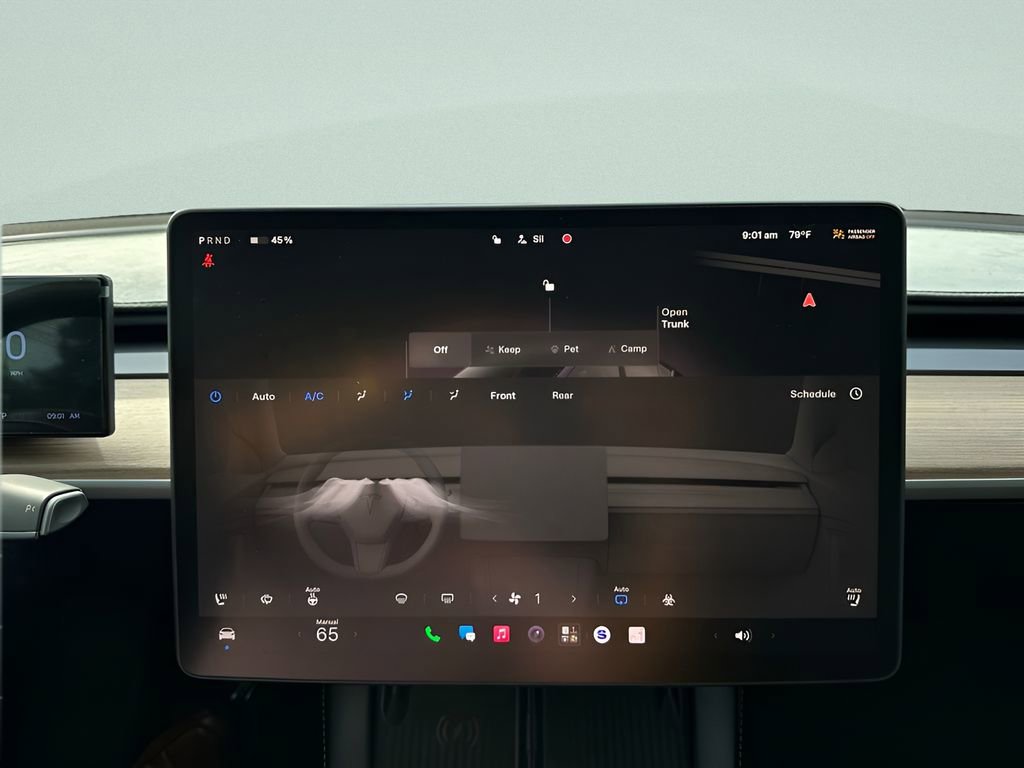 Used 2024 Tesla Model Y Long Range RWD image 18