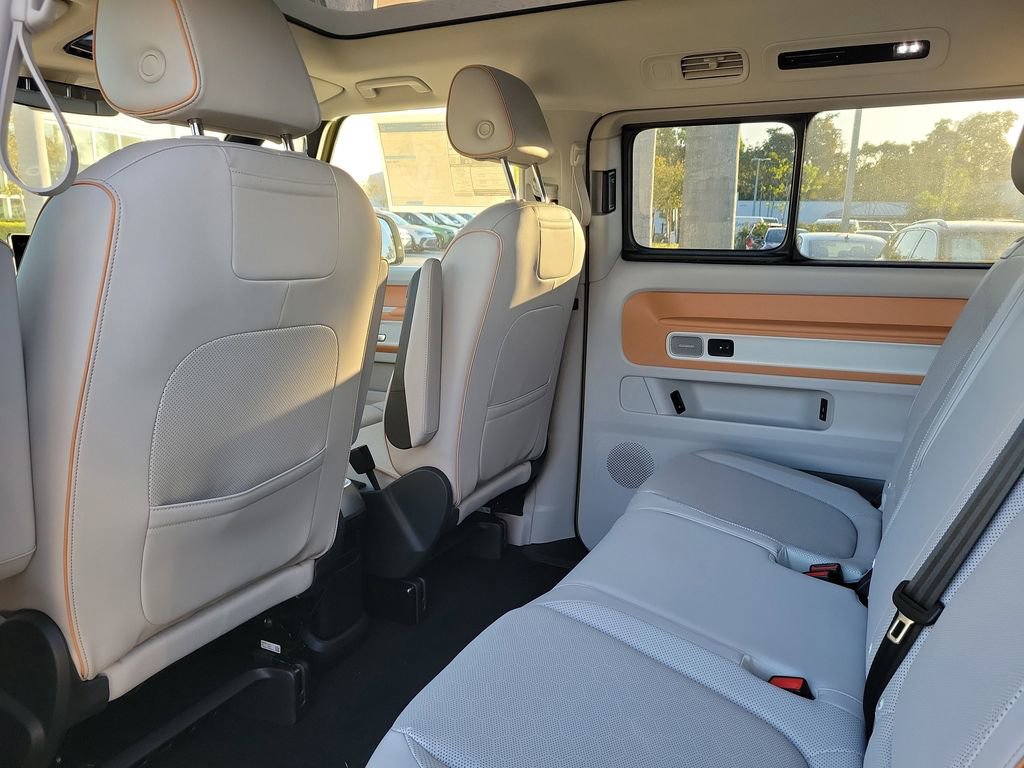 New 2025 Volkswagen ID. Buzz 1st Edition image 6