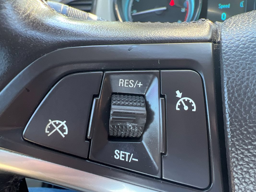 Used 2013 Buick Verano Convenience FWD image 21