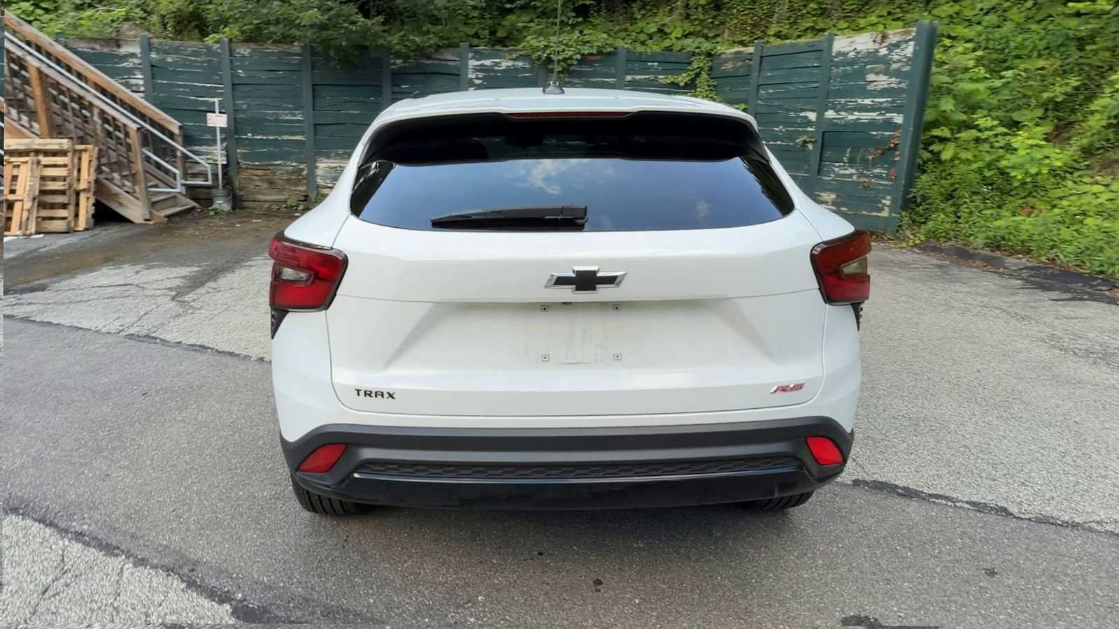 Certified 2024 Chevrolet Trax RS w/ Driver Confidence Package FWD image 7