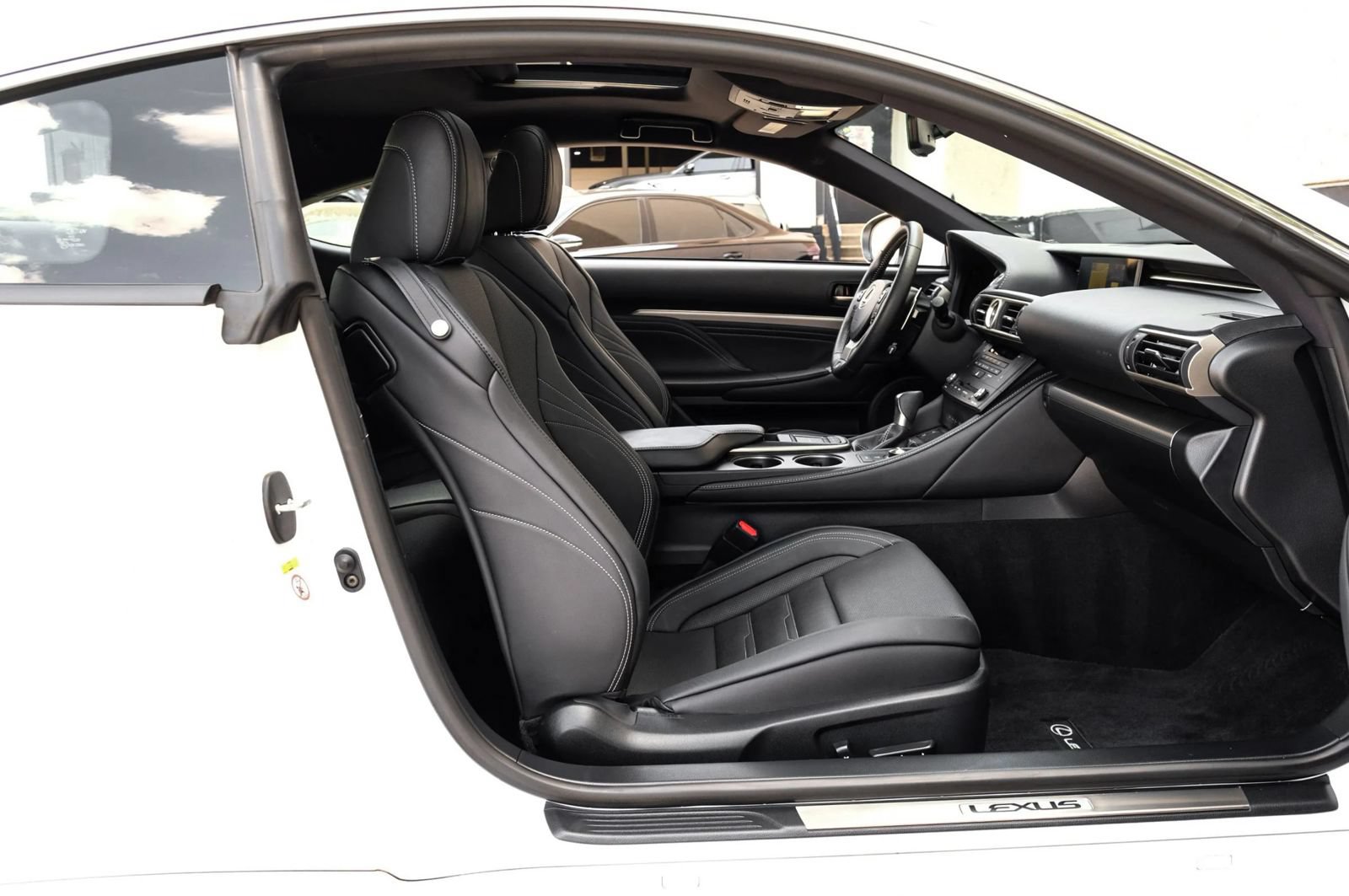Used 2017 Lexus RC 350 F Sport RWD image 40