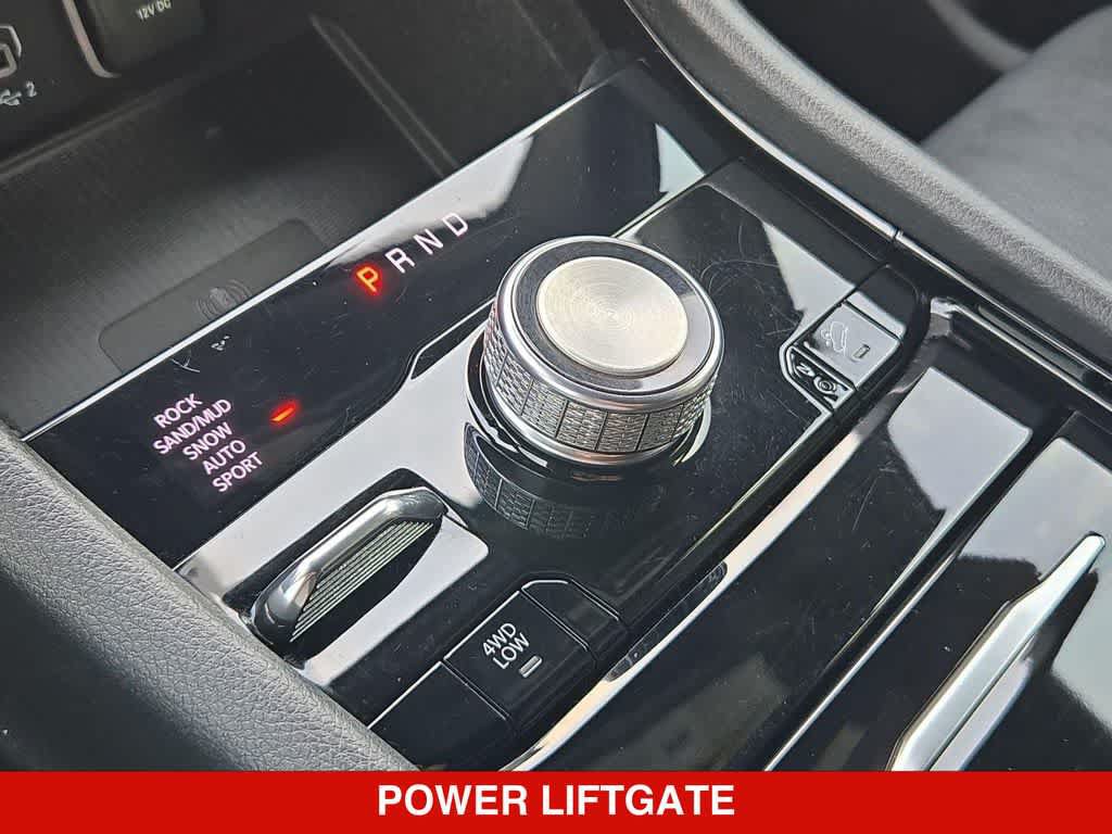 Used 2021 Jeep Grand Cherokee L Overland w/ Luxury Tech Group IV AWD/4WD image 32