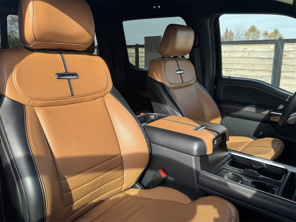Used 2024 Ford F450 Platinum image 19