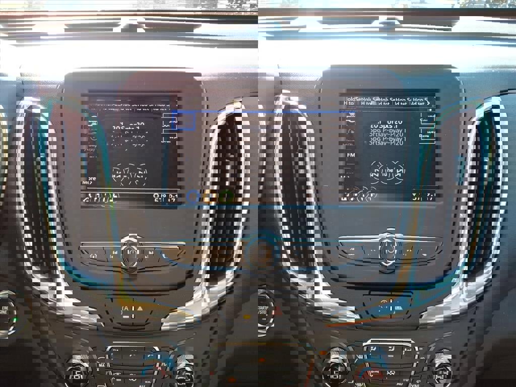 Used 2022 Chevrolet Equinox LT image 12