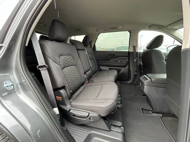 New 2026 Nissan Pathfinder SV image 36