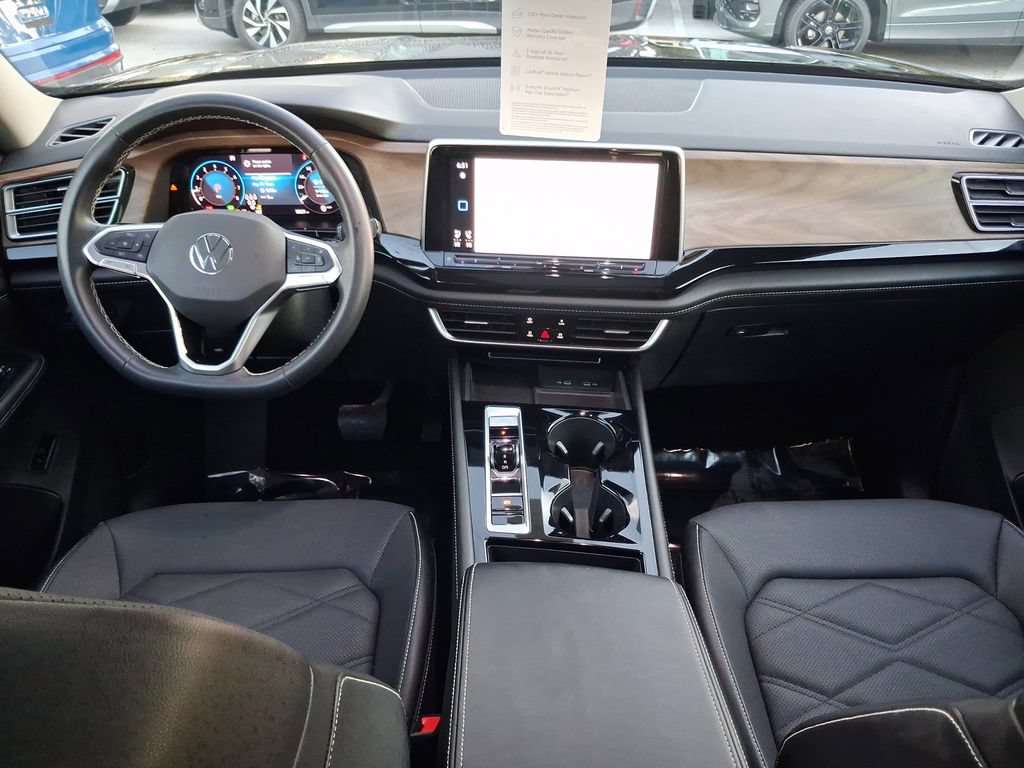 Certified 2024 Volkswagen Atlas SE FWD image 9