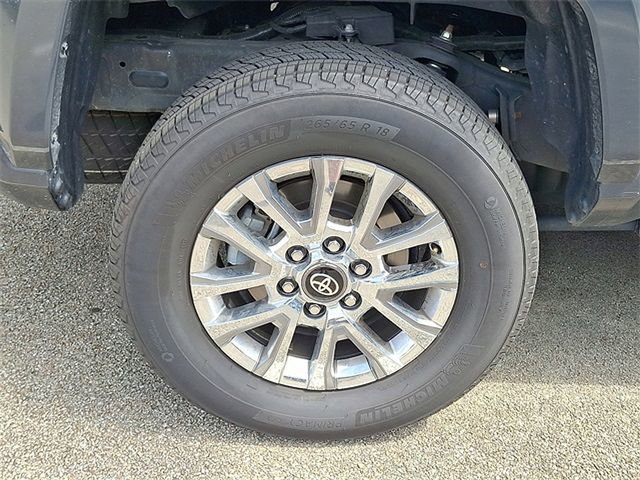 Certified 2024 Toyota Tacoma Limited AWD/4WD image 5