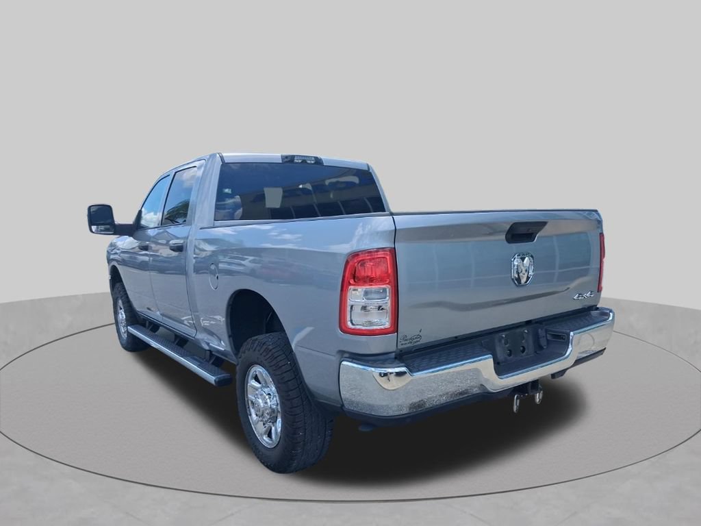 Used 2024 RAM 2500 Tradesman w/ Chrome Appearance Group AWD/4WD image 10