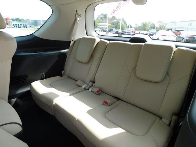 Used 2022 Nissan Armada Platinum w/ Captain's Chairs Package AWD/4WD image 11