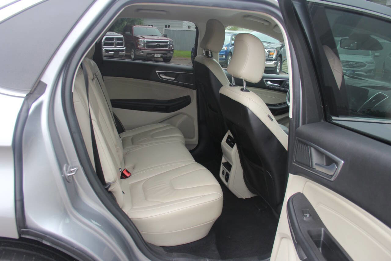 Certified 2022 Ford Edge Titanium image 14