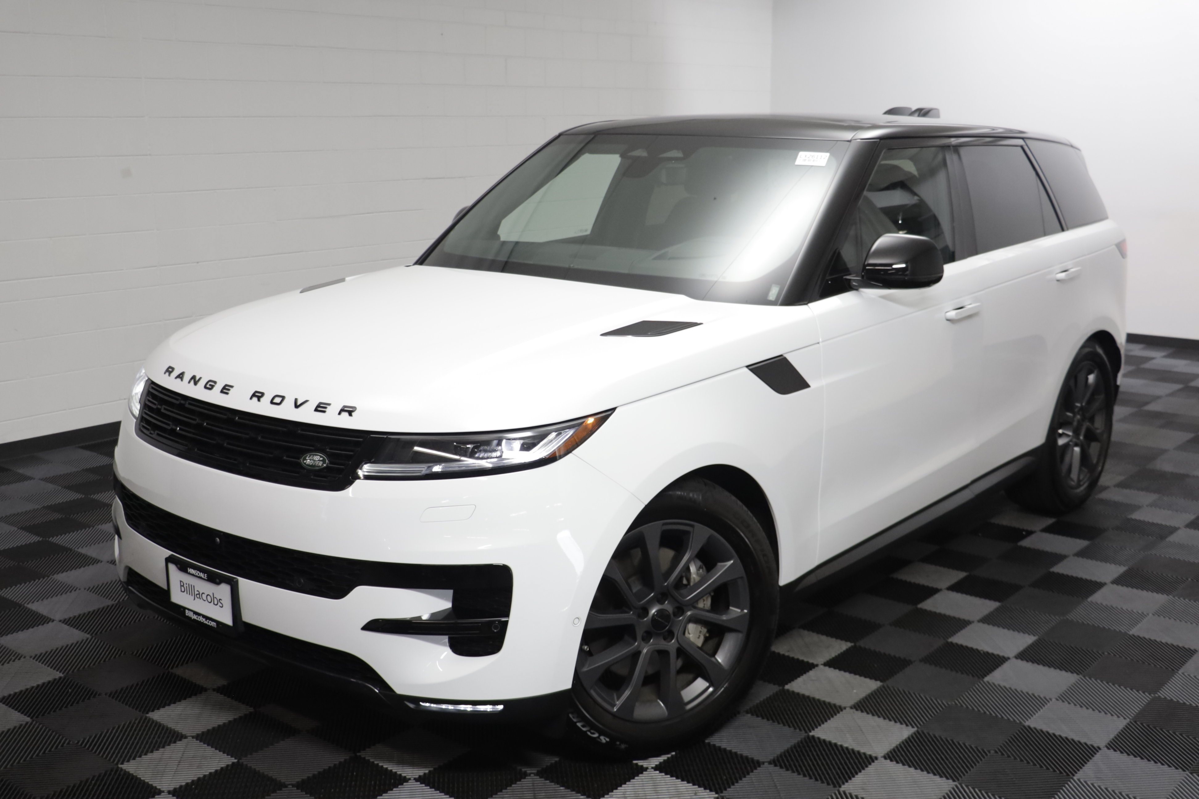 Certified 2026 Land Rover Range Rover Sport SE AWD/4WD image 2