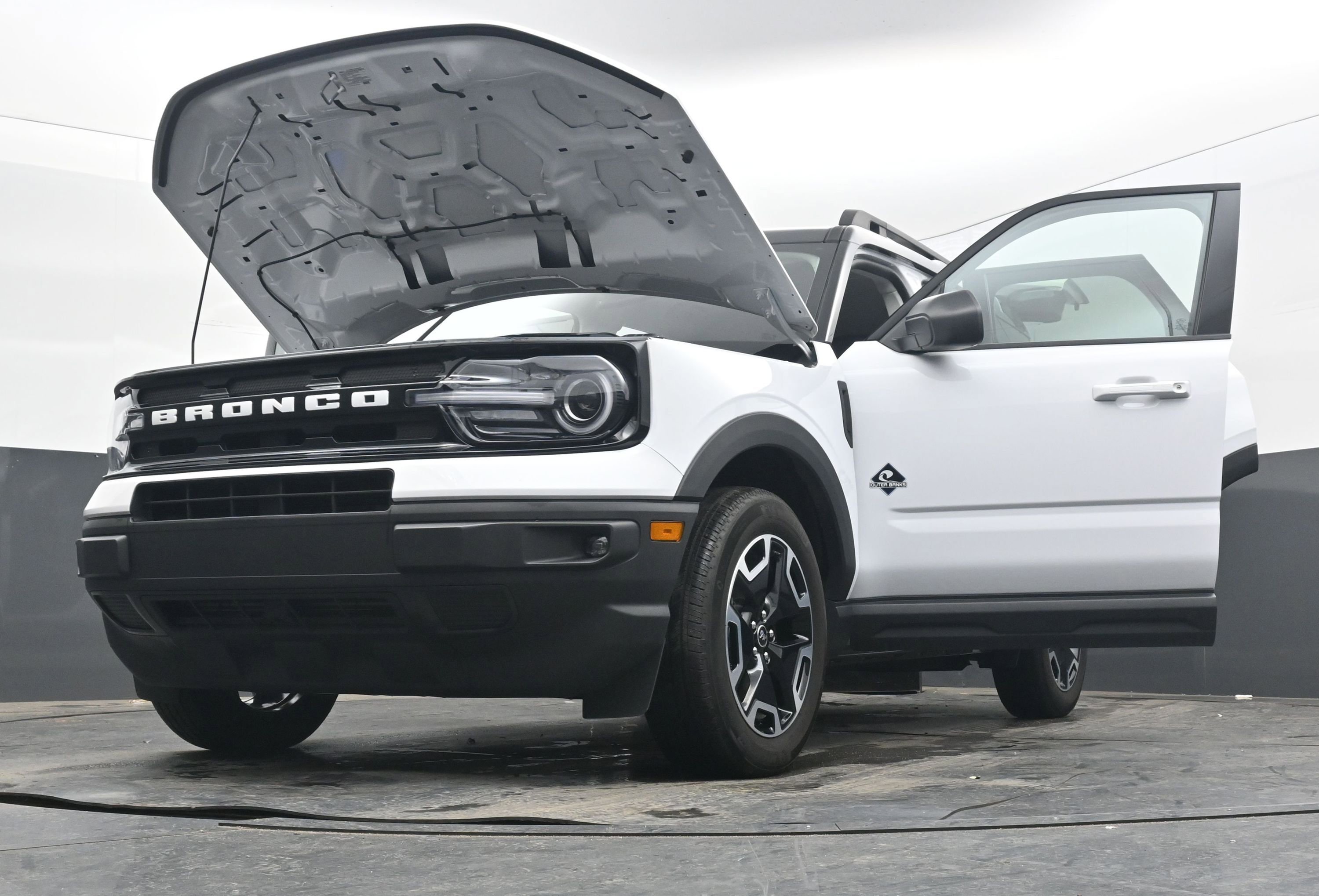 Used 2024 Ford Bronco Sport Outer Banks image 42