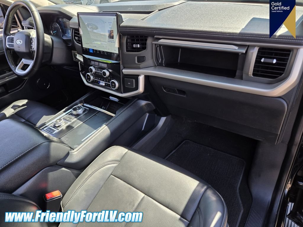 Certified 2024 Ford Expedition XLT AWD/4WD image 17