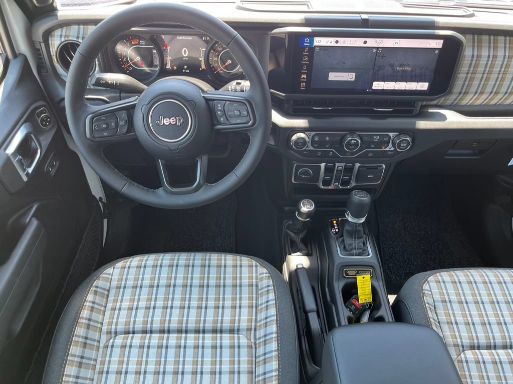 Used 2026 Jeep Wrangler Unlimited Sport AWD/4WD image 13