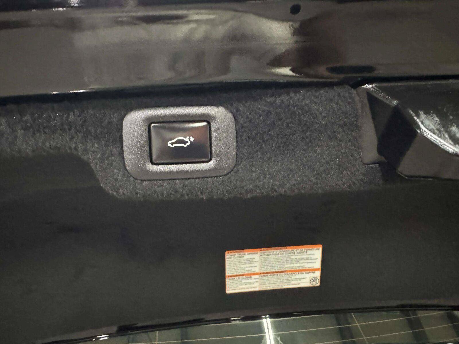 Used 2018 Lexus LS 500 F Sport w/ Accessory Package (Z2) RWD image 43