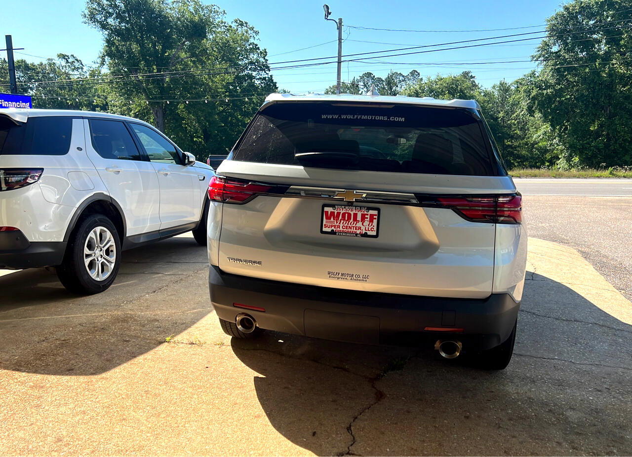Used 2022 Chevrolet Traverse LS image 9