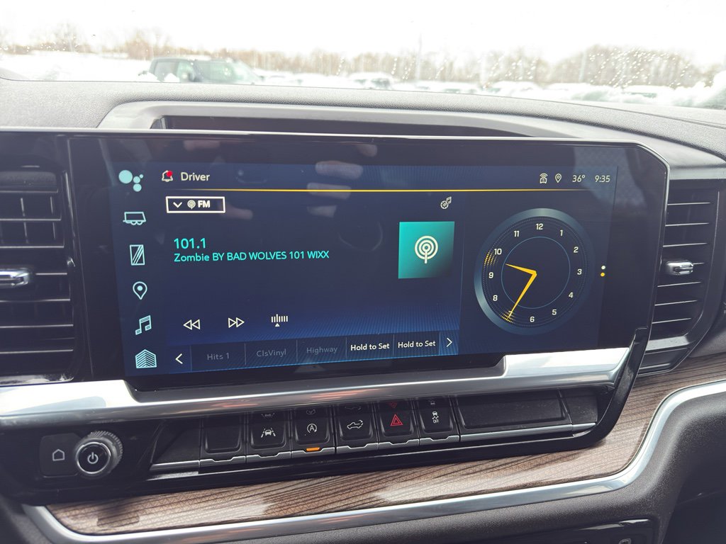 Used 2022 Chevrolet Silverado 1500 LT image 18