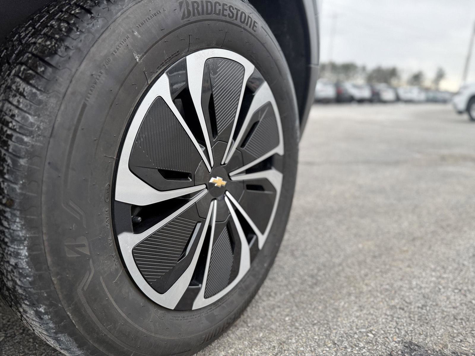 Certified 2025 Chevrolet Blazer EV LT image 11