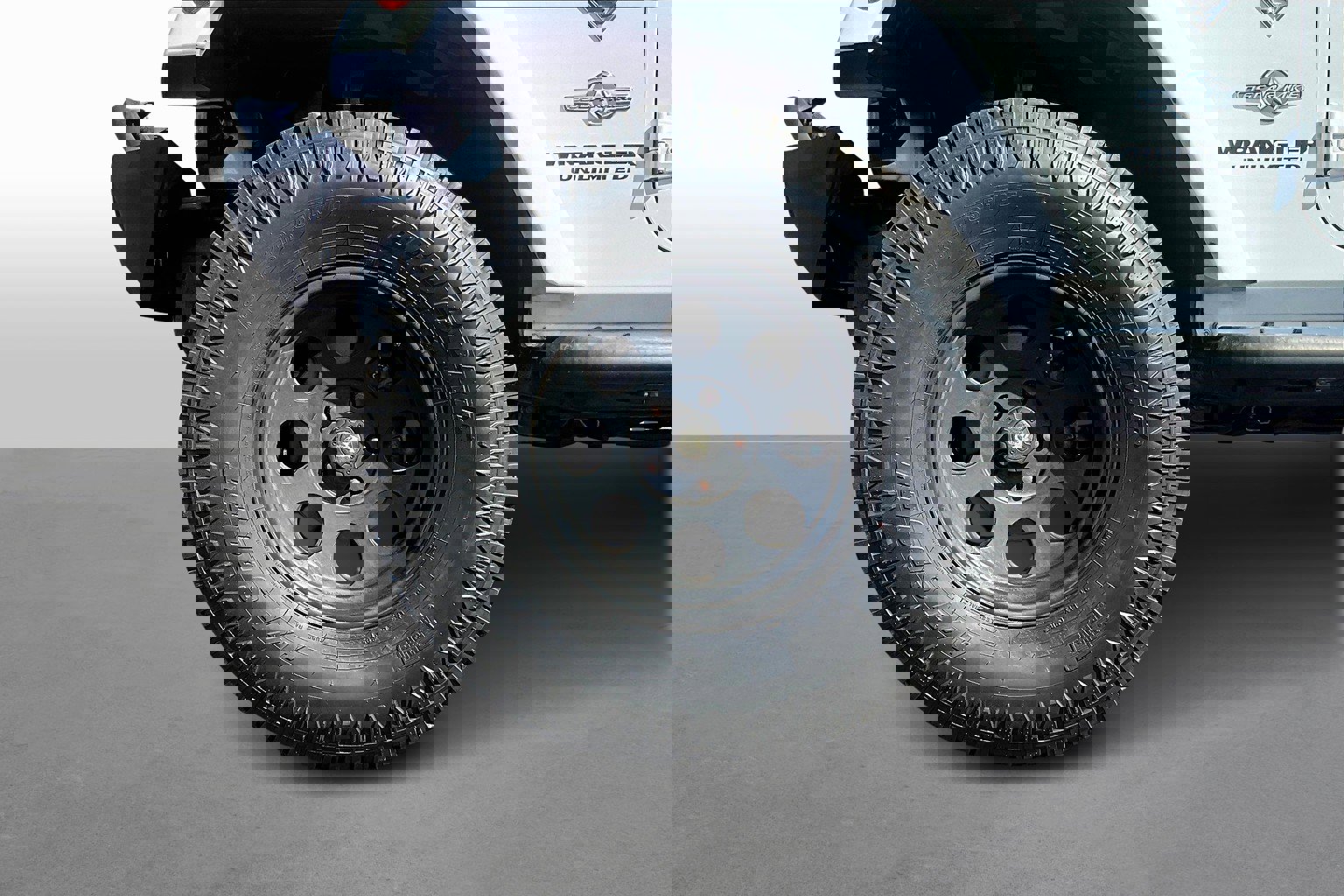 Used 2015 Jeep Wrangler Unlimited Sport image 8