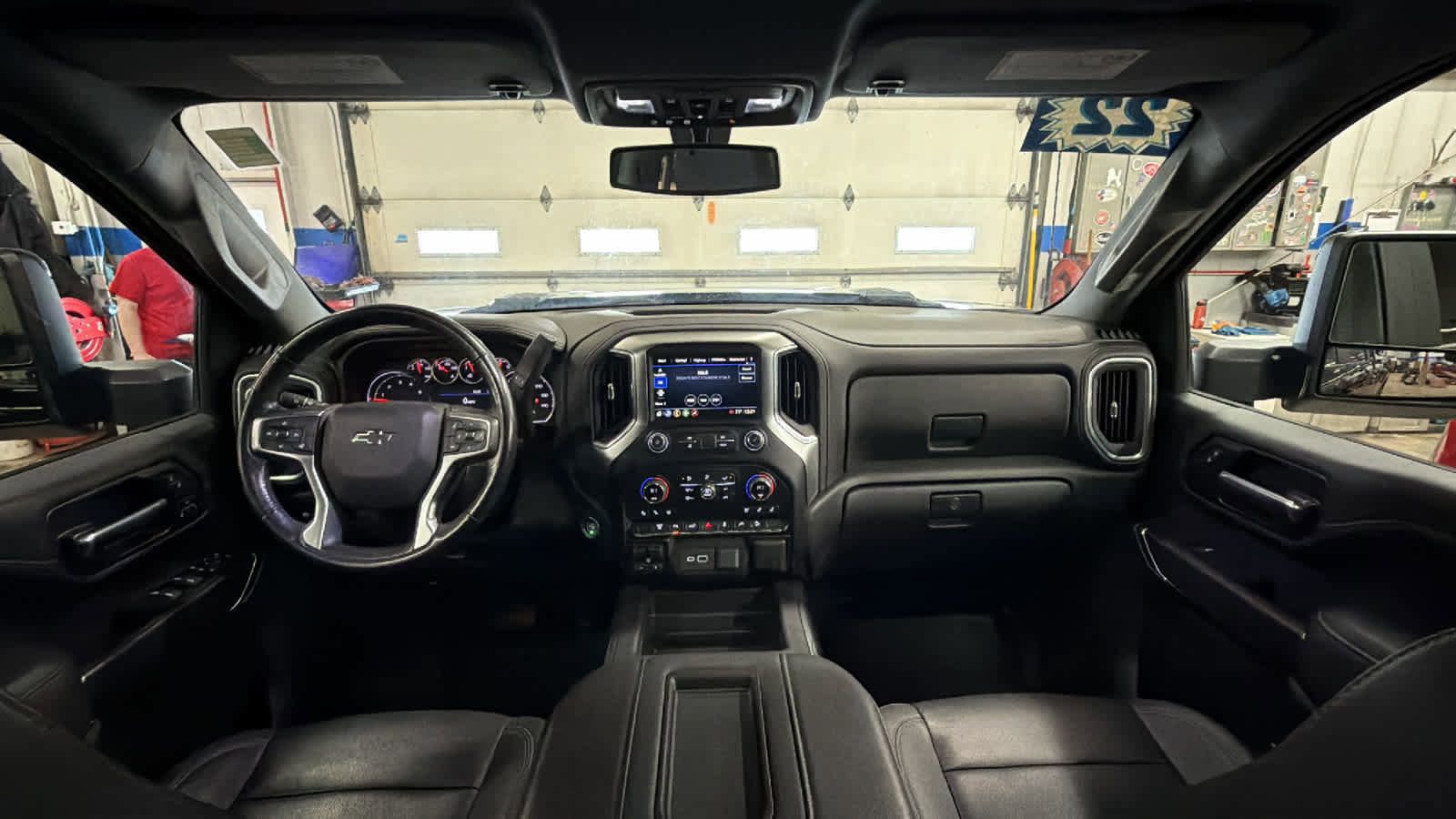 Used 2022 Chevrolet Silverado 2500 LTZ w/ LTZ Plus Package image 25