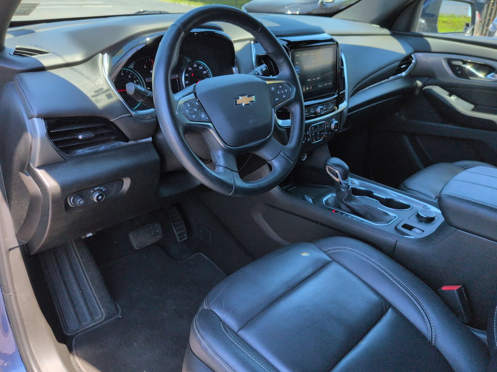 Certified 2023 Chevrolet Traverse LT AWD/4WD image 10