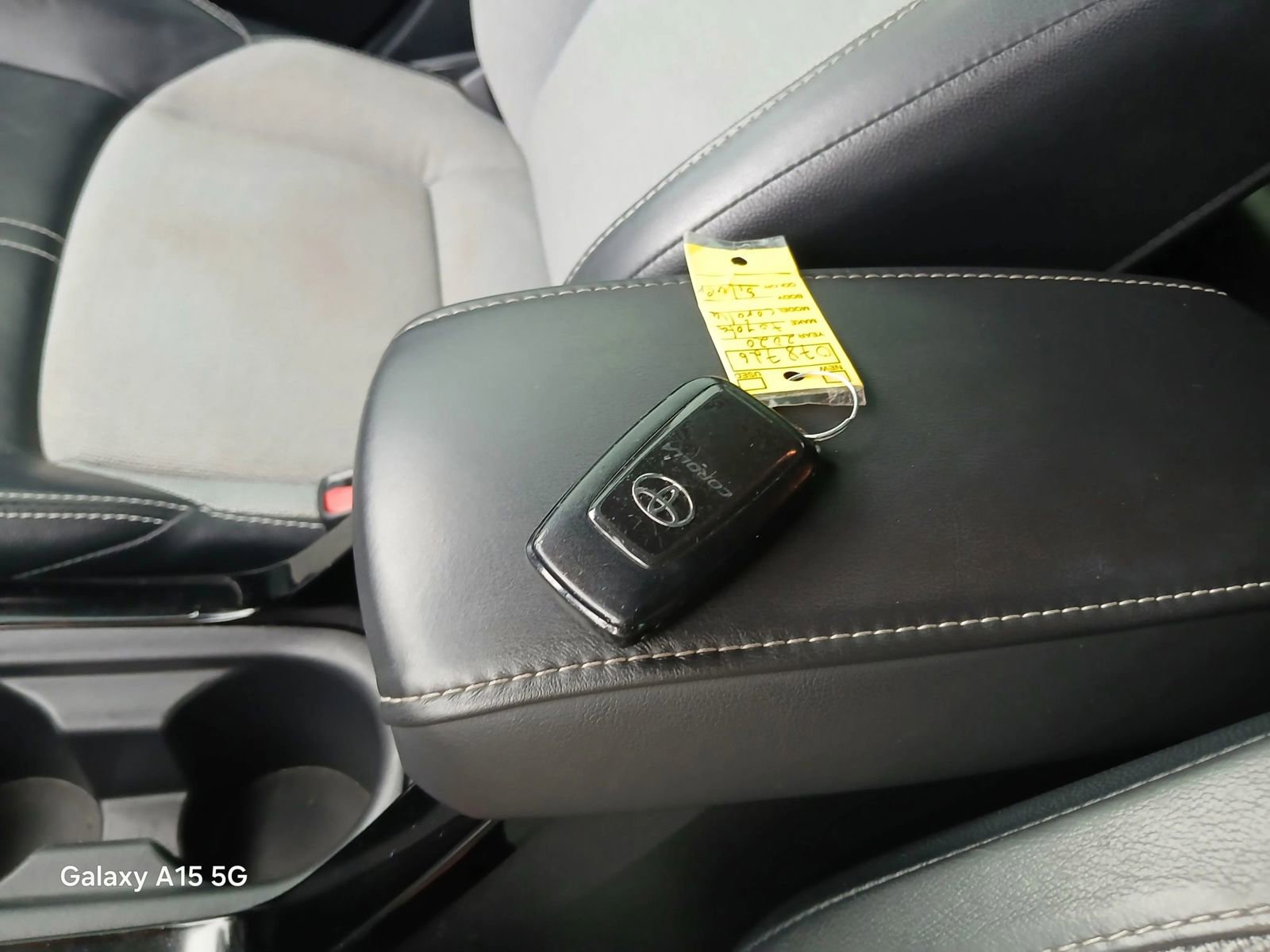 Used 2020 Toyota Corolla XSE image 54