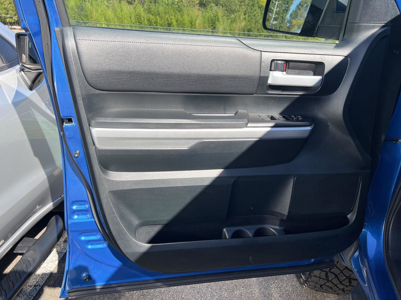 Used 2016 Toyota Tundra TRD Pro image 8
