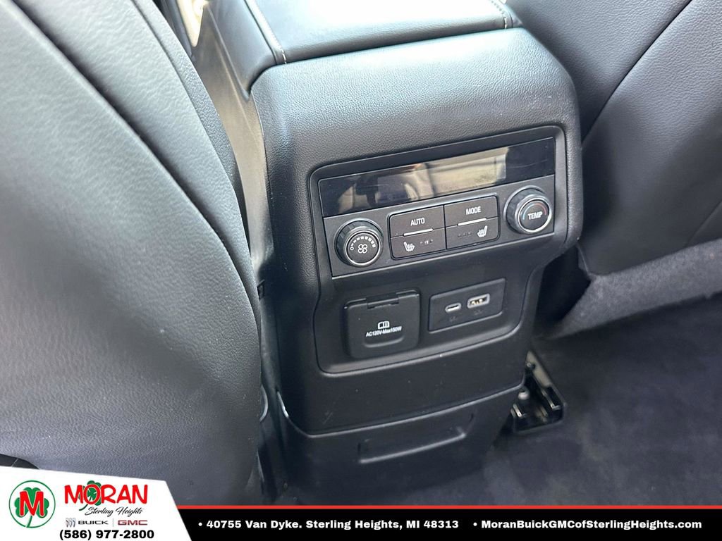 Certified 2020 GMC Acadia Denali w/ Technology Package AWD/4WD image 13