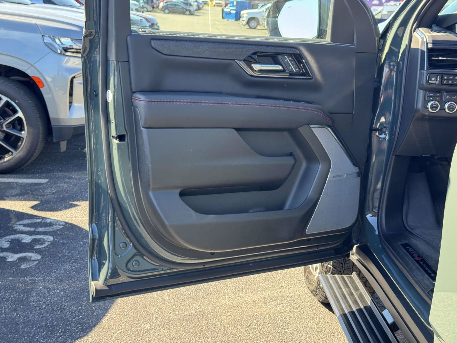 Used 2025 GMC Yukon XL AT4 Ultimate w/ LPO, Floor Liner Package AWD/4WD image 17