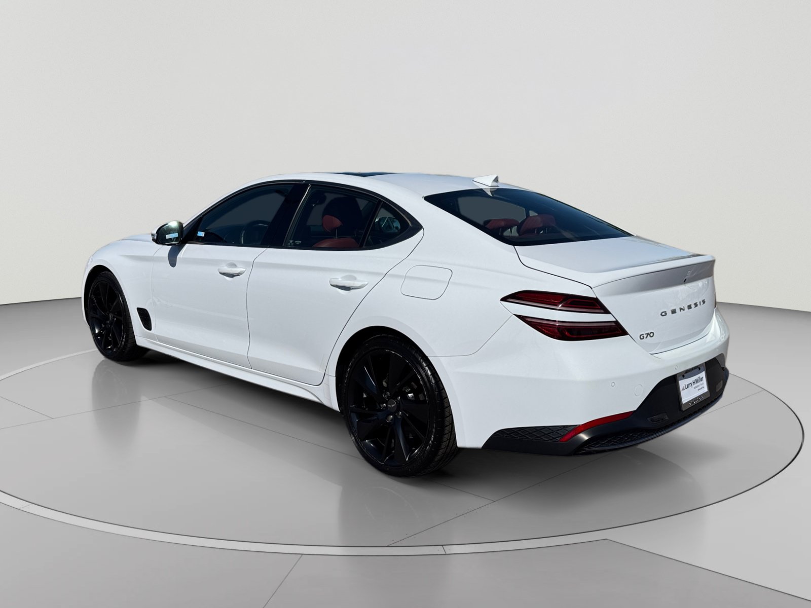 Used 2023 Genesis G70 2.0T w/ Sport Prestige Package RWD image 3