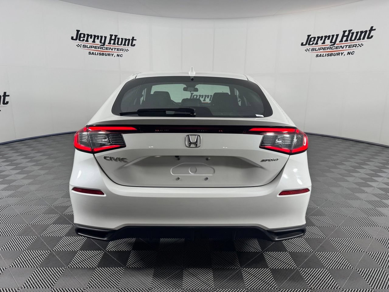 Used 2023 Honda Civic Sport image 8