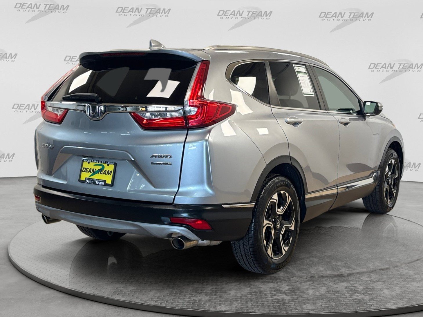 Used 2017 Honda CR-V Touring image 4