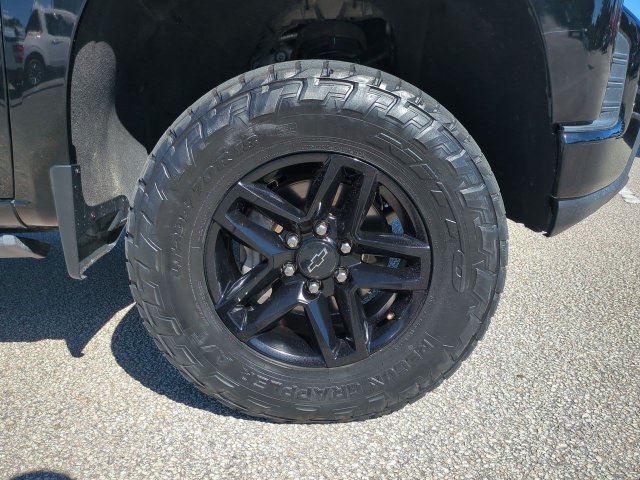 Used 2020 Chevrolet Silverado 1500 LT Trail Boss AWD/4WD image 11