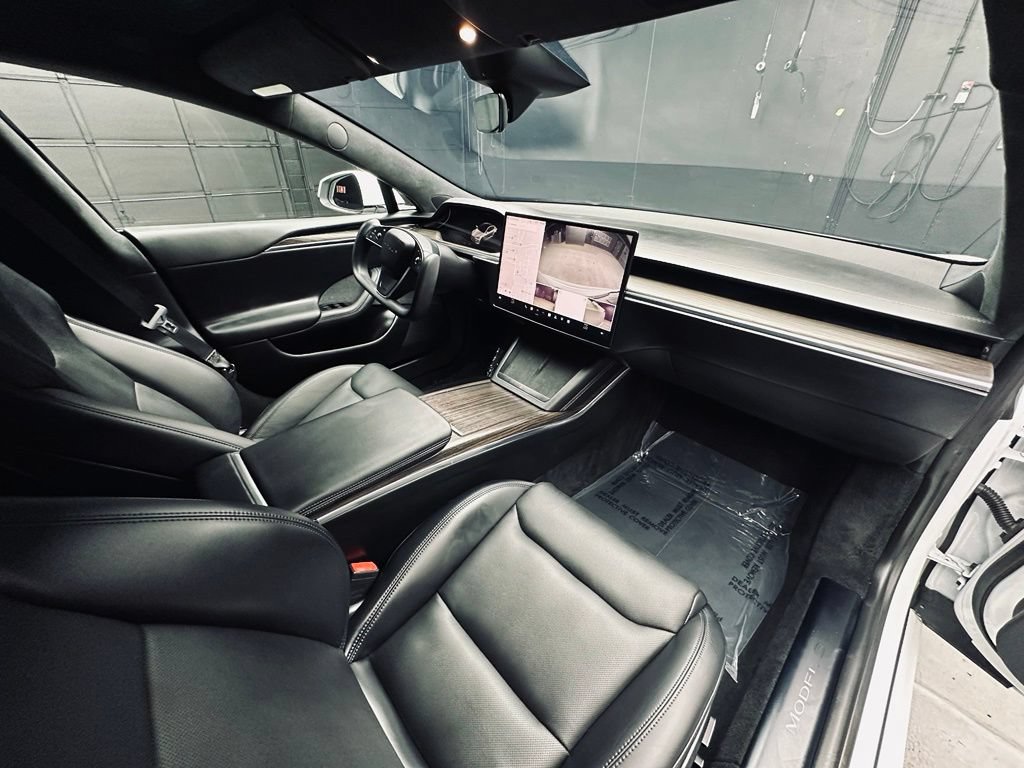 Used 2022 Tesla Model S AWD/4WD image 16
